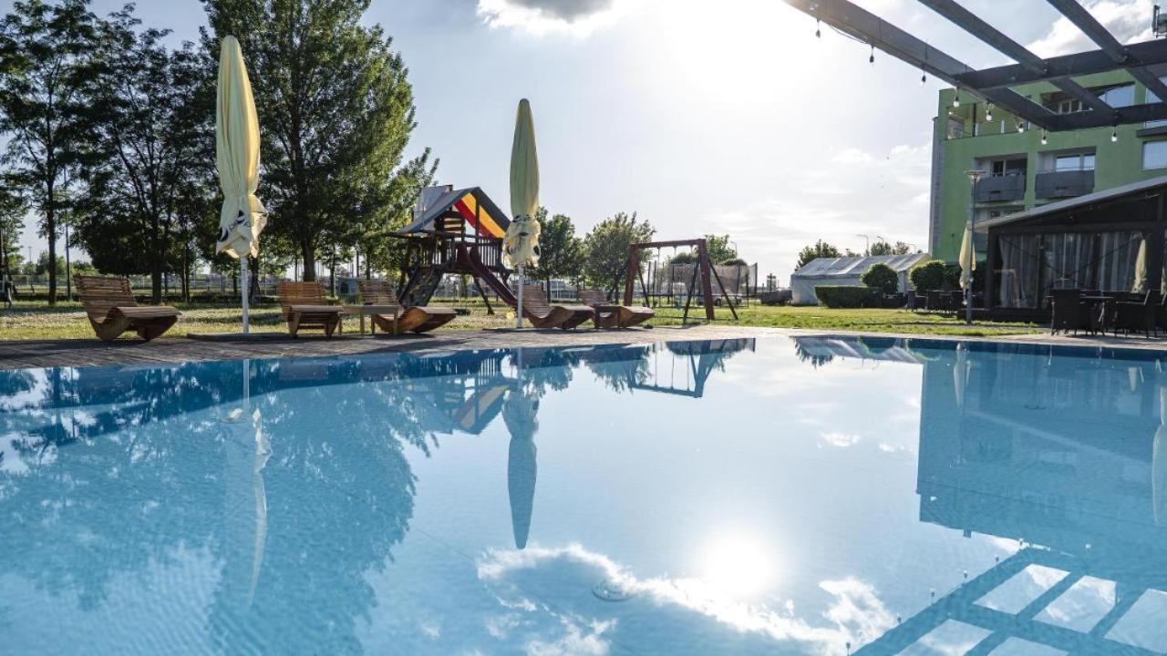Camping Divoká Voda Bratislava Exterior foto
